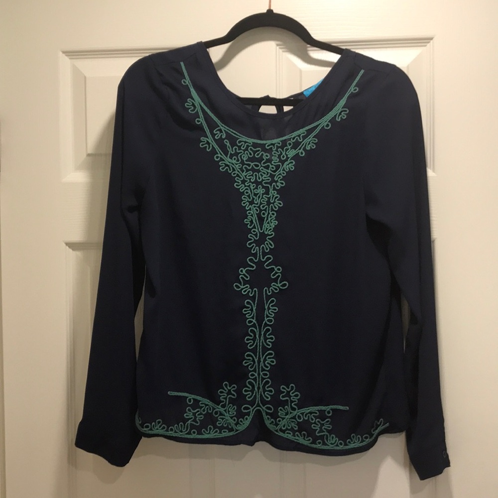 “Buttons” Long Sleeve Shirt